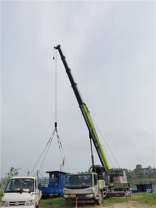池州市桥梁建设吊装案例