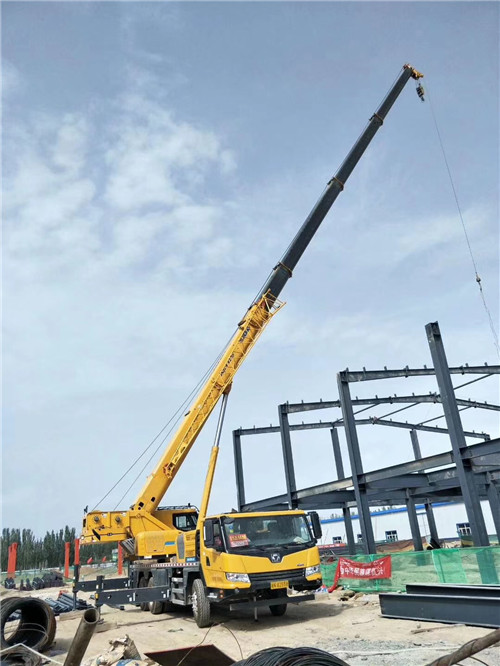 池州市超高层建筑钢结构吊装案例